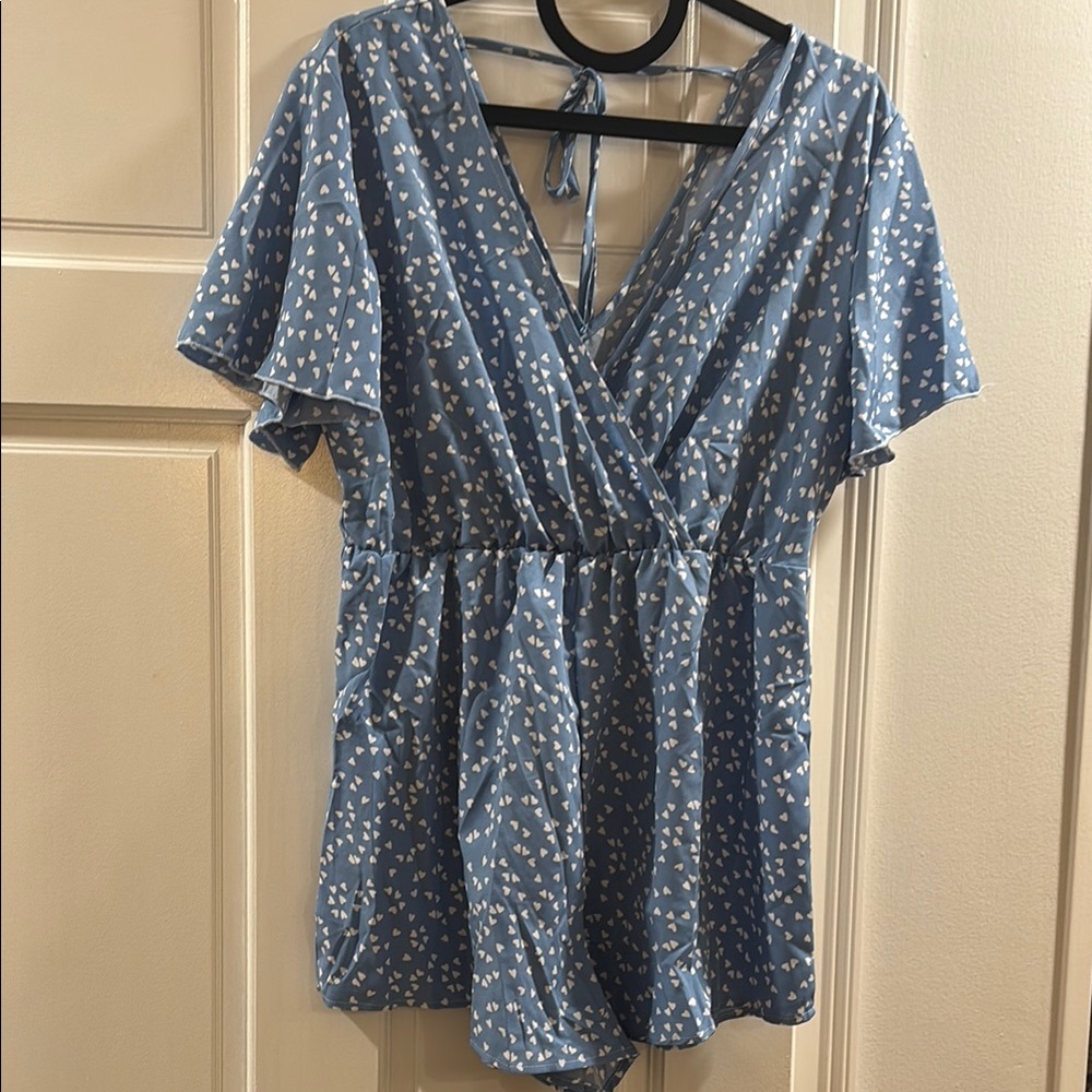 [🆕] w/o tags- SHEIN- Large- Blue Heart Print Romper - Picture 3 of 5